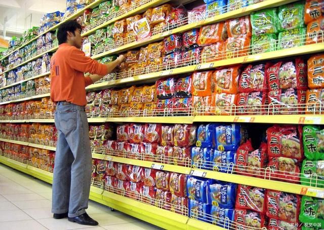 方便食品進(jìn)入熱銷(xiāo)時(shí)期，供不應(yīng)求狀況持續(xù)